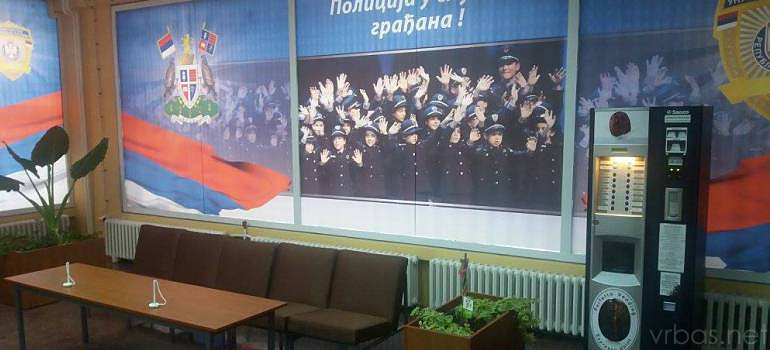 Uređena šalter sala u Policijskoj stanici Vrbas