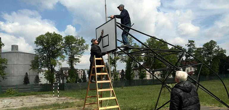 započeli radovi na godišnjem opremanju sportskih terena u Vrbasu